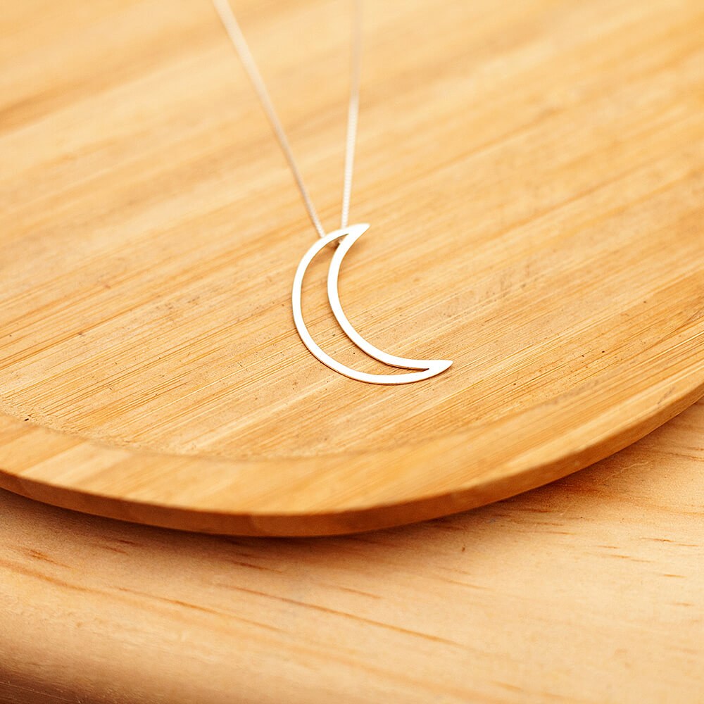 Colar Lua Vazada - Vesty Prata